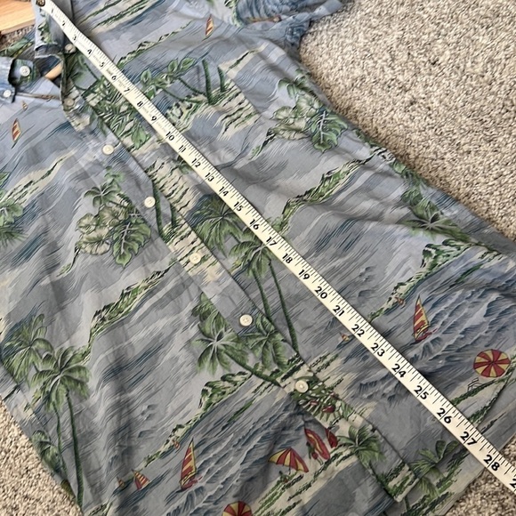 J. Crew Men’s Light Weight Chambry Hawaiian Tropics Shirt - Size Small Slim - Picture 9 of 9